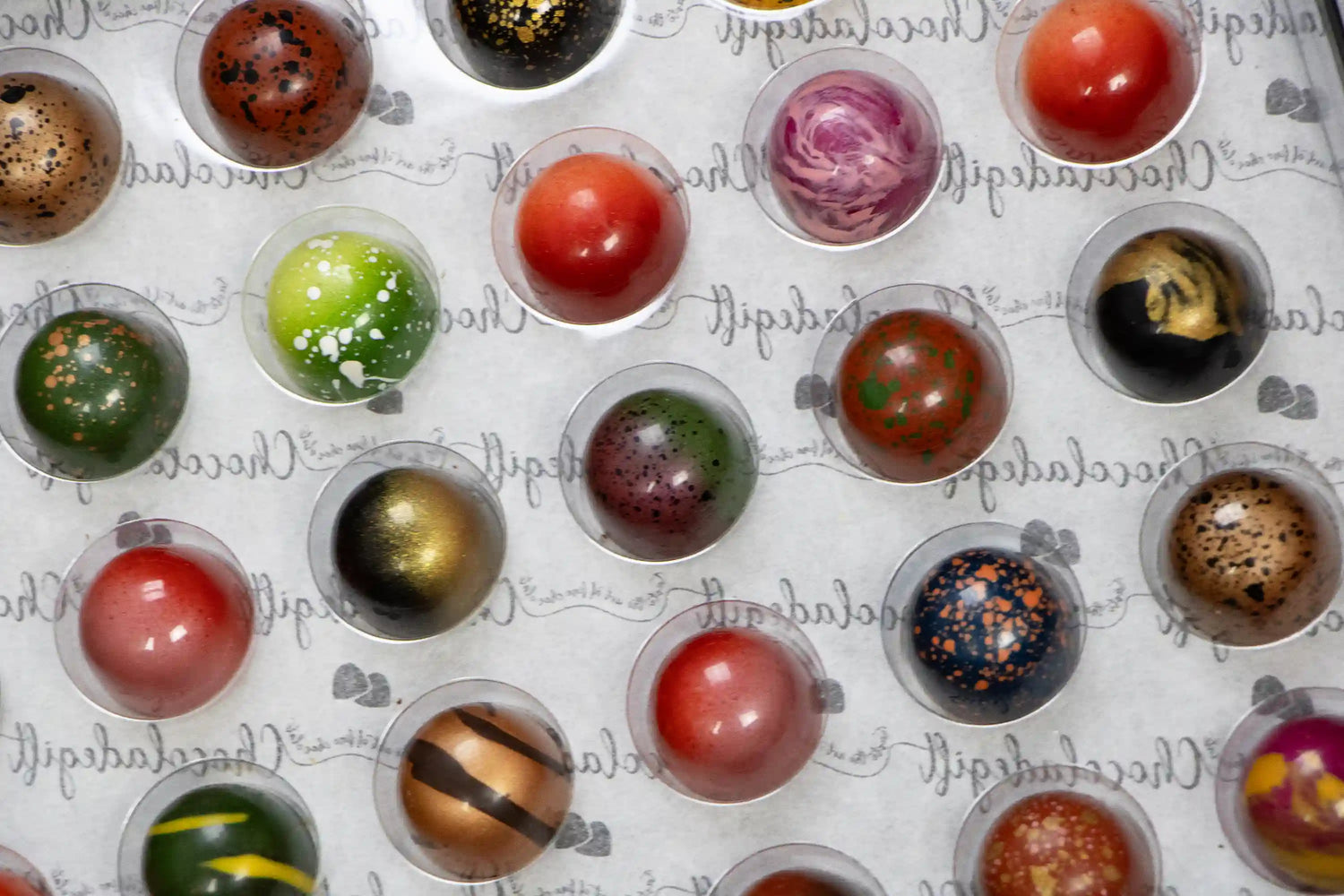 Gekleurde bonbons van ChocoladeGift