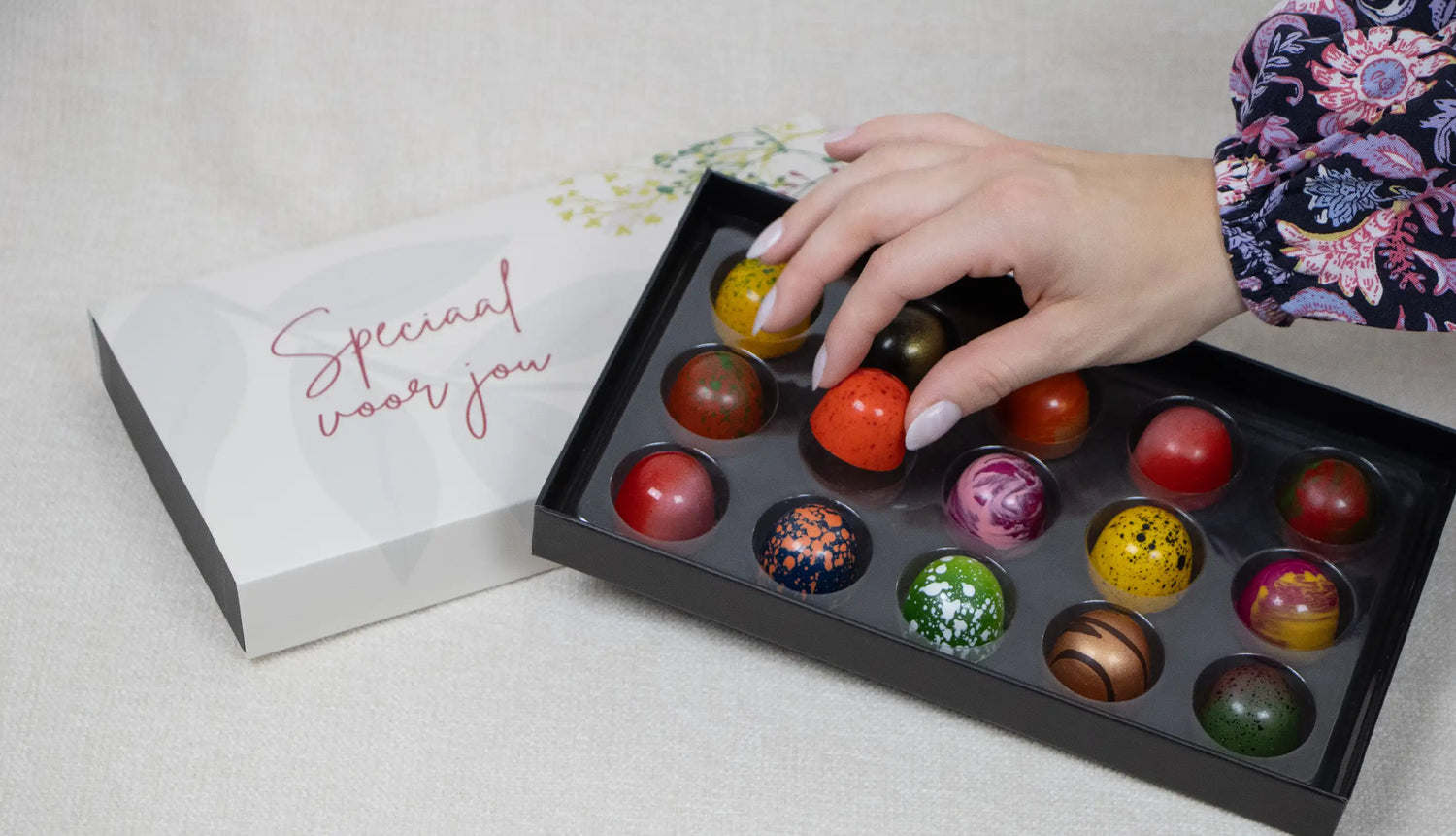 Speciaal voor jou cadeau bonbons van  ChocoladeGift